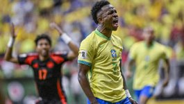 求的舞台 求的舞台